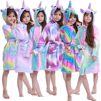 2023 Детски халати за баня с еднорог Зимни детски Kigurumi животински фланелени спално облекло Момчета момичета пижами халати за баня