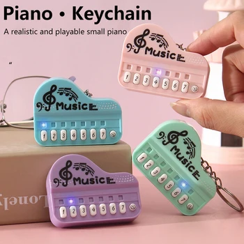 Преносим музикален инструмент играчка мини електронна клавиатура ключодържател на дланта миниатюрни реални работни пръст пиано ключодържател